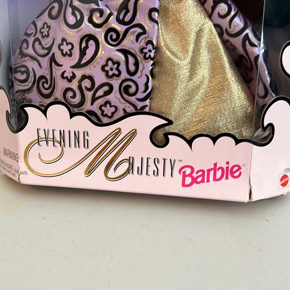 Evening Majesty Barbie 1996 or 1997 nwt - Picture 3 of 7